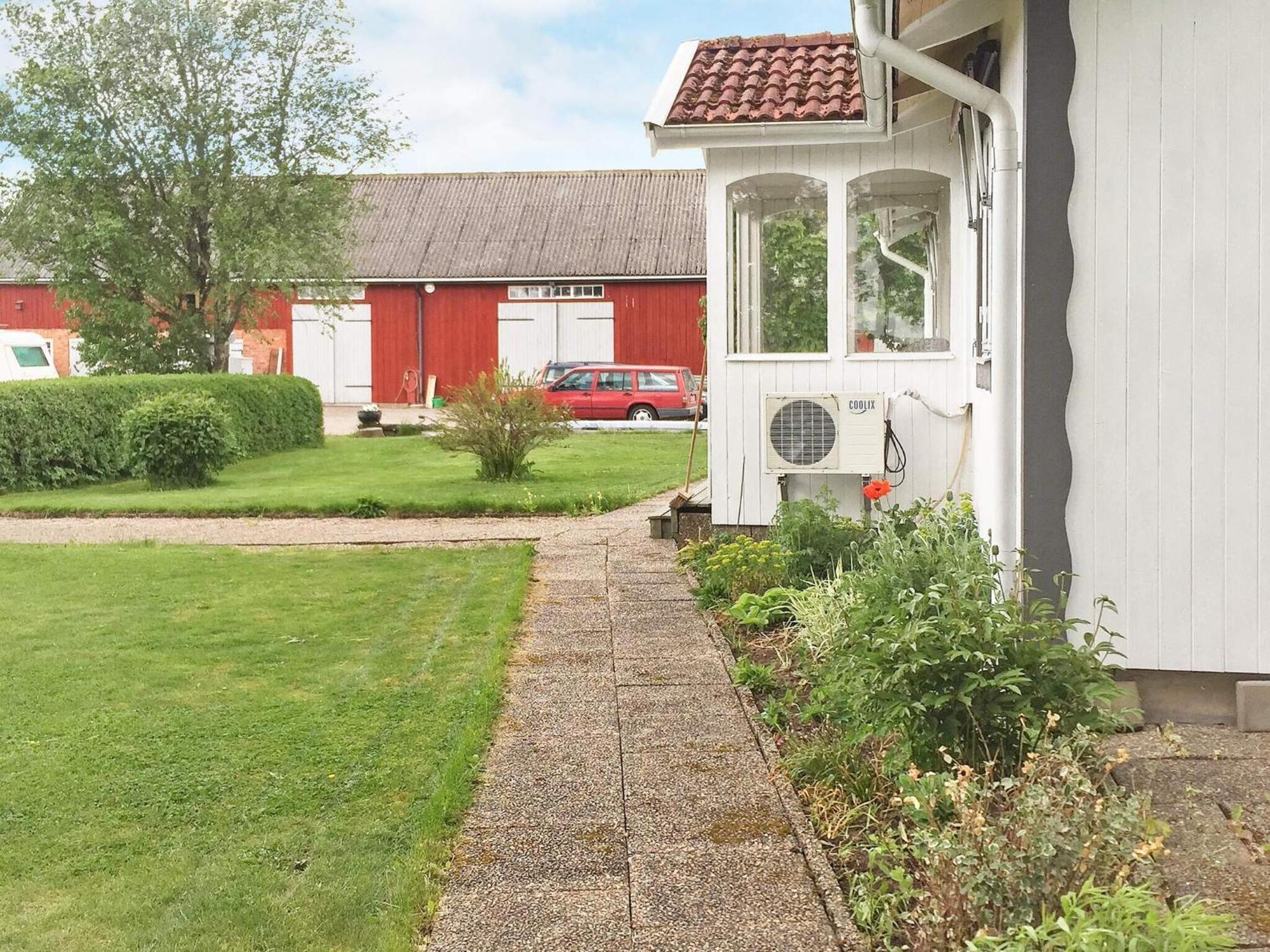 7 Person Holiday Home In Vara Esterno foto