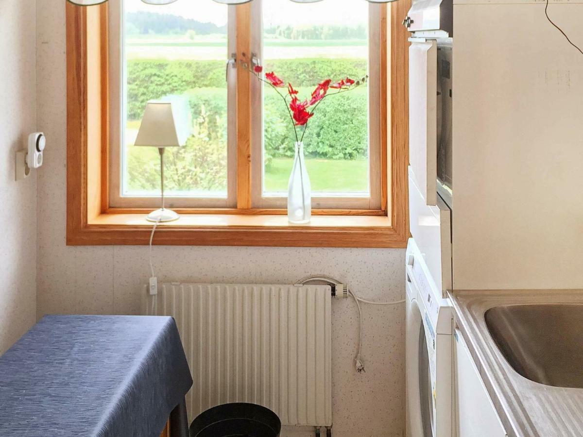 7 Person Holiday Home In Vara Esterno foto