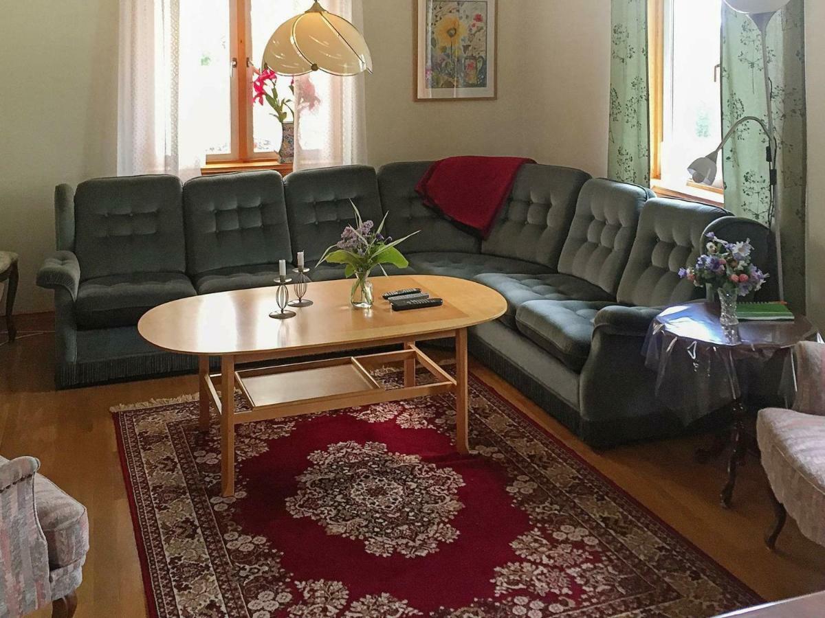7 Person Holiday Home In Vara Esterno foto